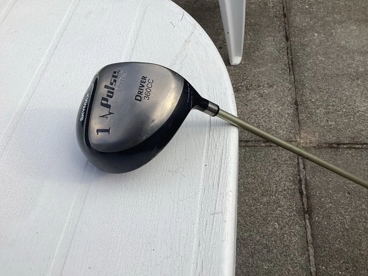 Golf club - Image 1
