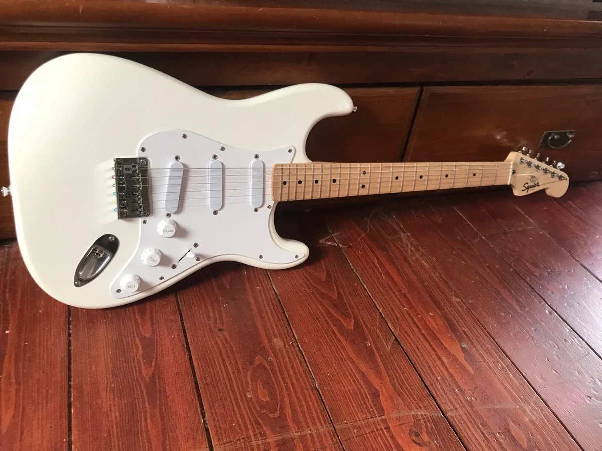 Squire Sonic Stratocaster - Image 1