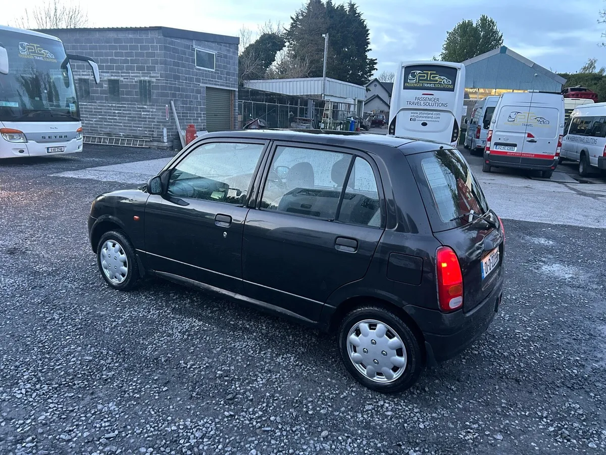 Daihatsu Cuore Automatic - Image 4