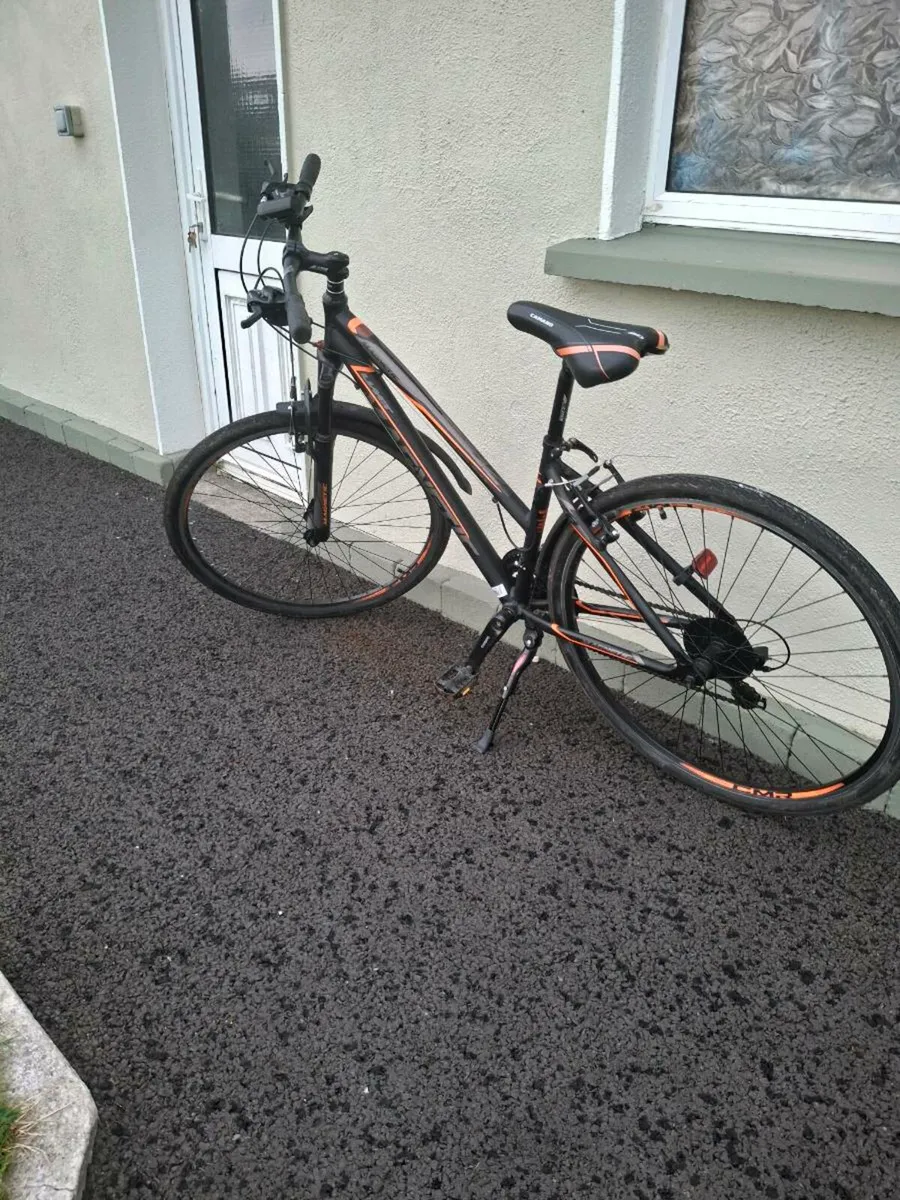 Road bike - Image 2