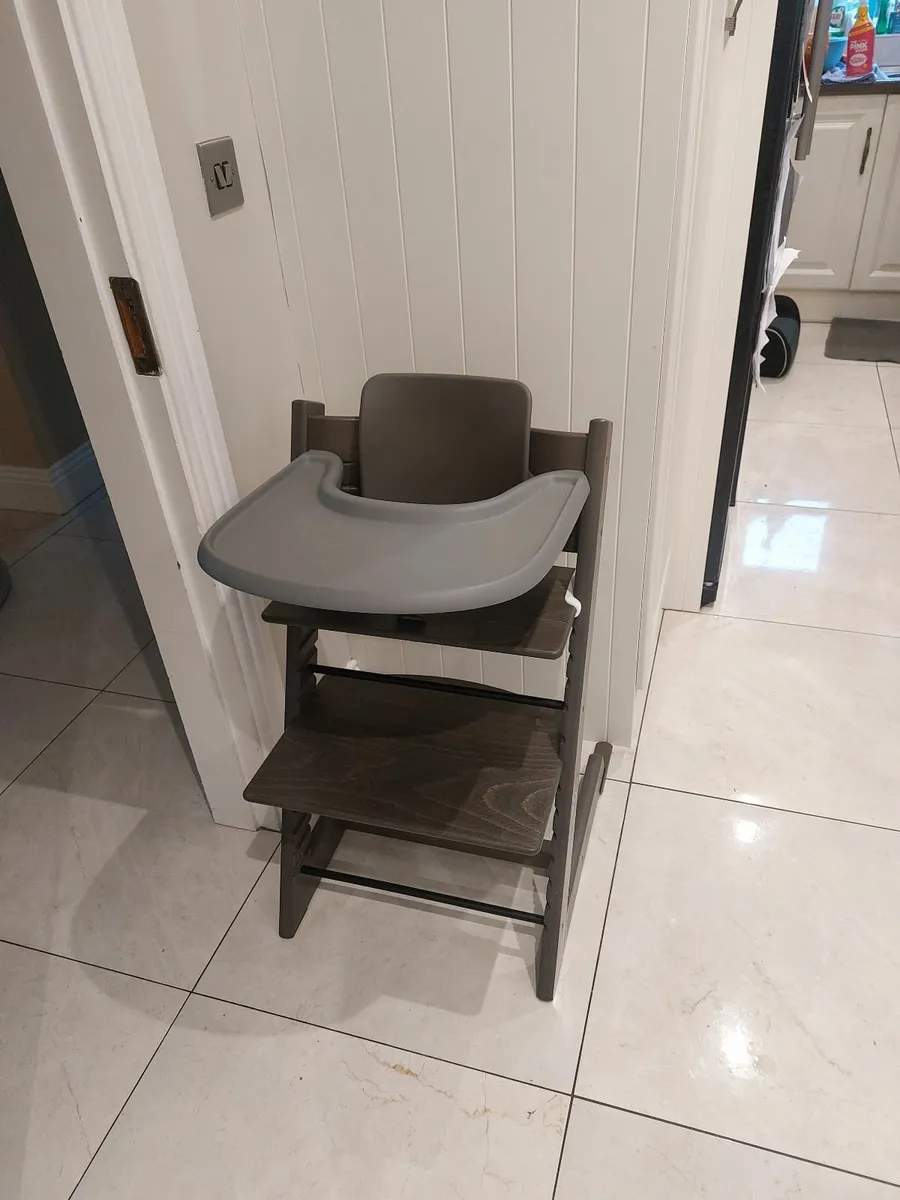 Tripp trapp feeding chair - Image 1