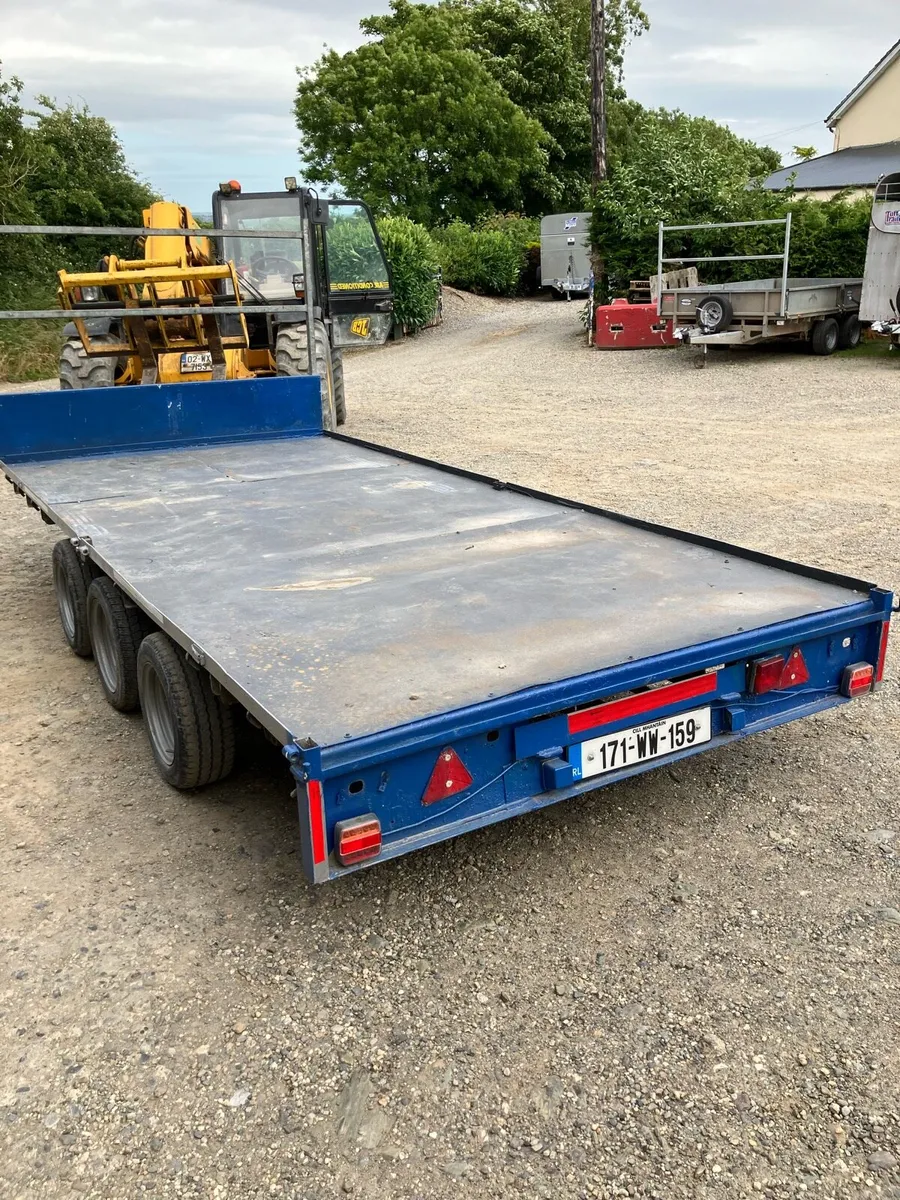 Trailer - Image 2