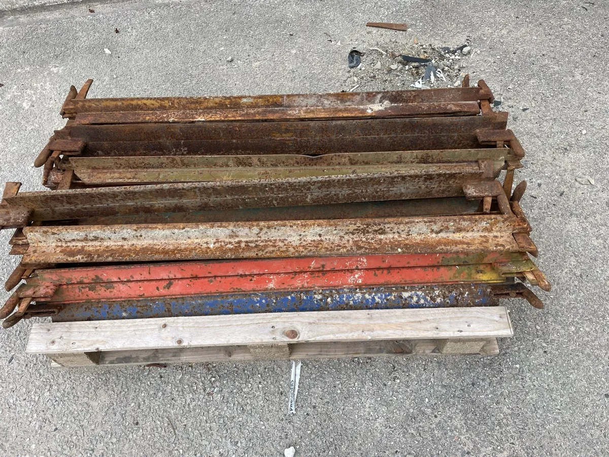 Scaffolding for sale - Image 3