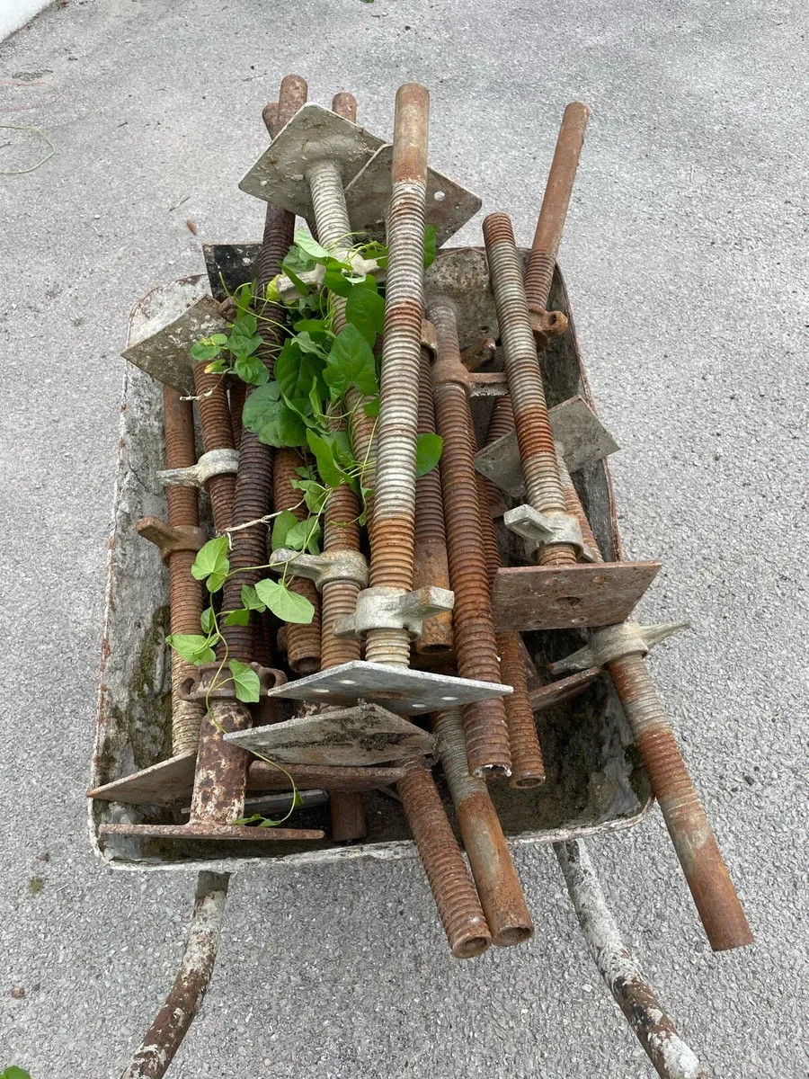 Scaffolding for sale - Image 4