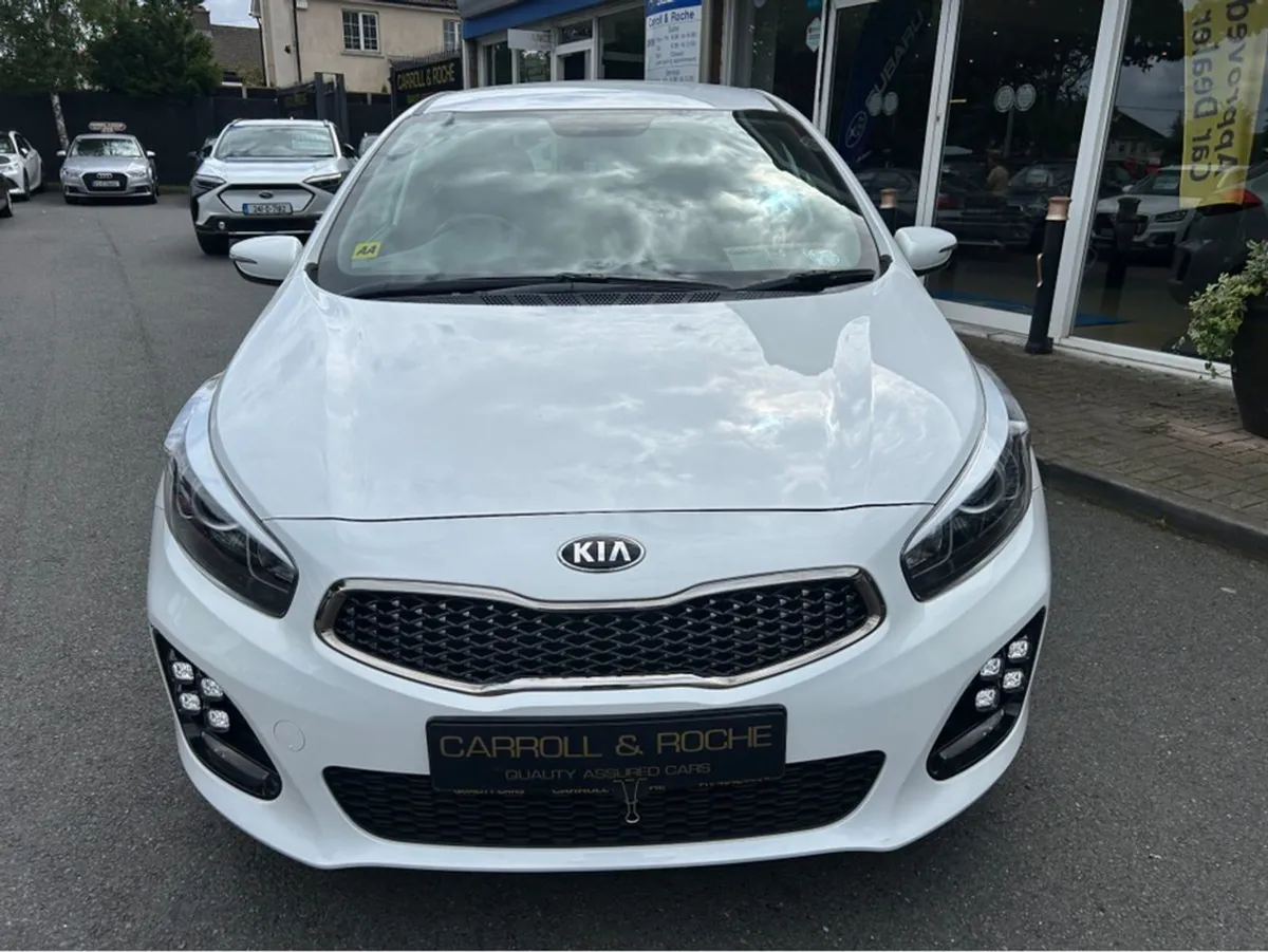 Kia Ceed Cee d GT Line 5dr- Super Low Mileage - T - Image 3