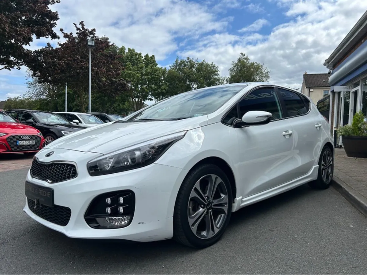 Kia Ceed Cee d GT Line 5dr- Super Low Mileage - T - Image 4