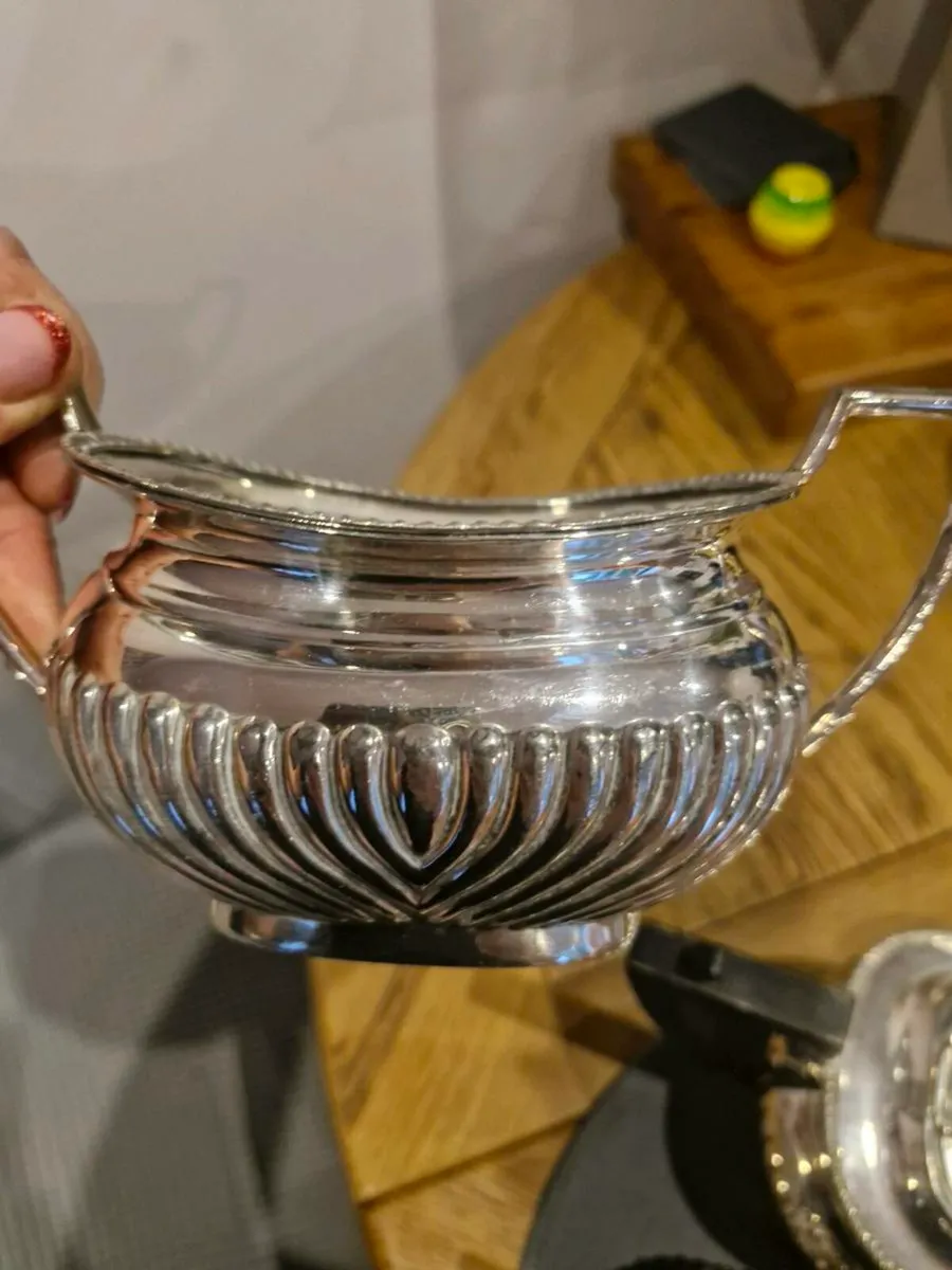 Silver - Image 4