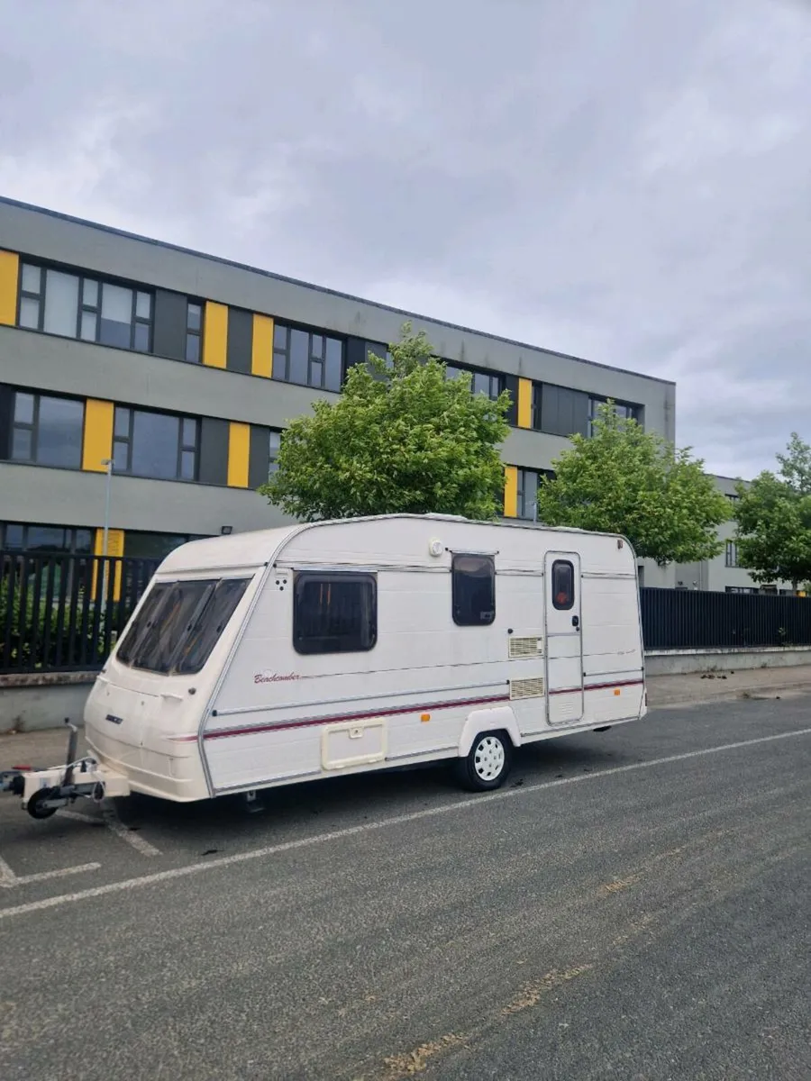 Caravan - Image 1