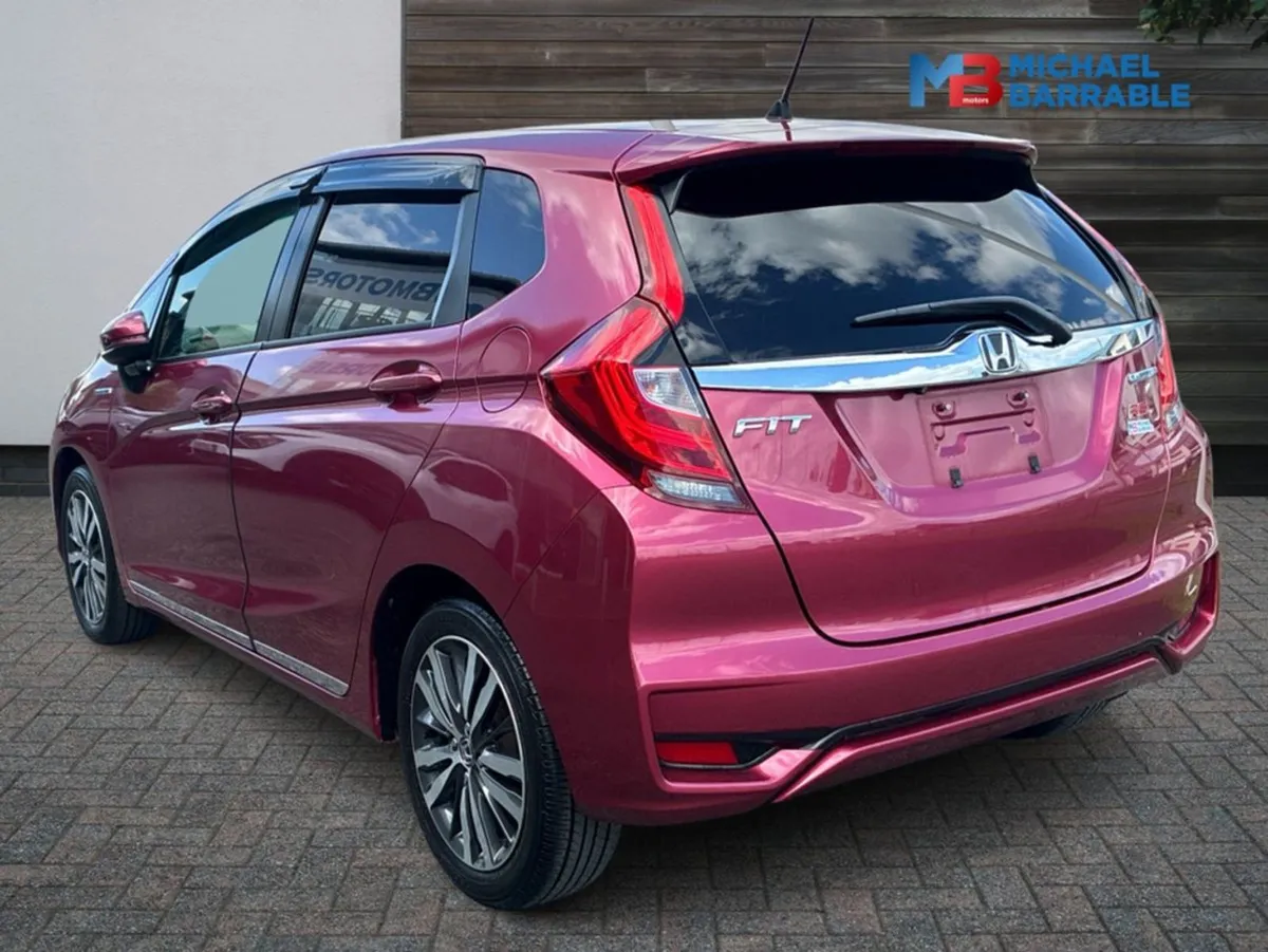 Honda Fit 1.5l Petrol Hybrid Automatic RS - Image 4