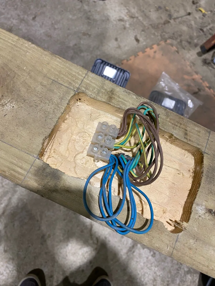Garage/Mancave handmade LED light fixture - Image 4