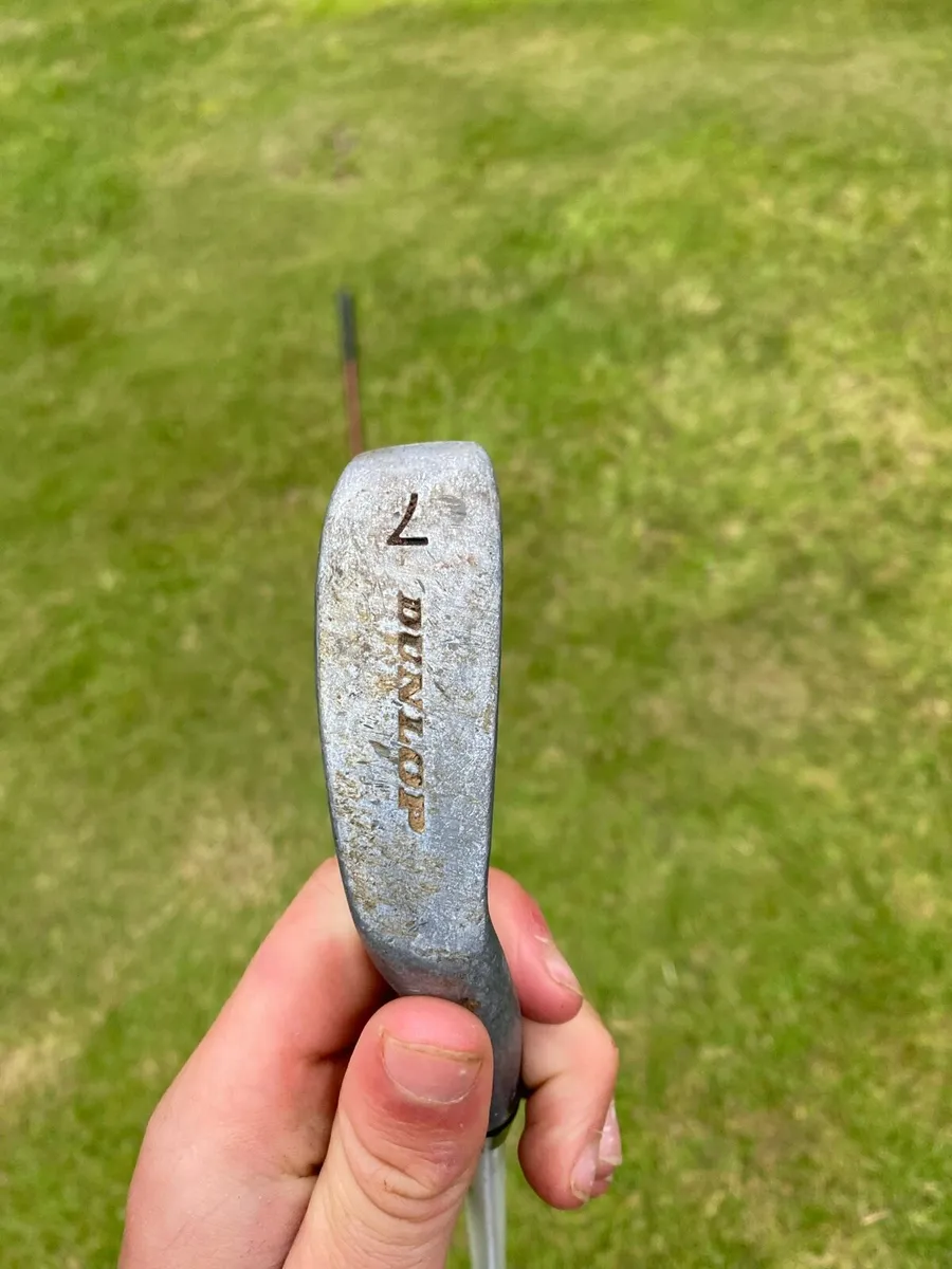 Dunlop irons and putter - Image 3
