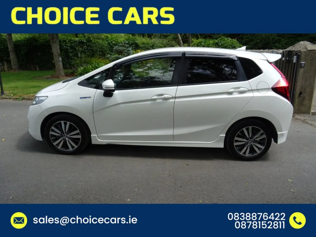 Honda Fit 1.5 Auto Hybrid RS Model - Image 4