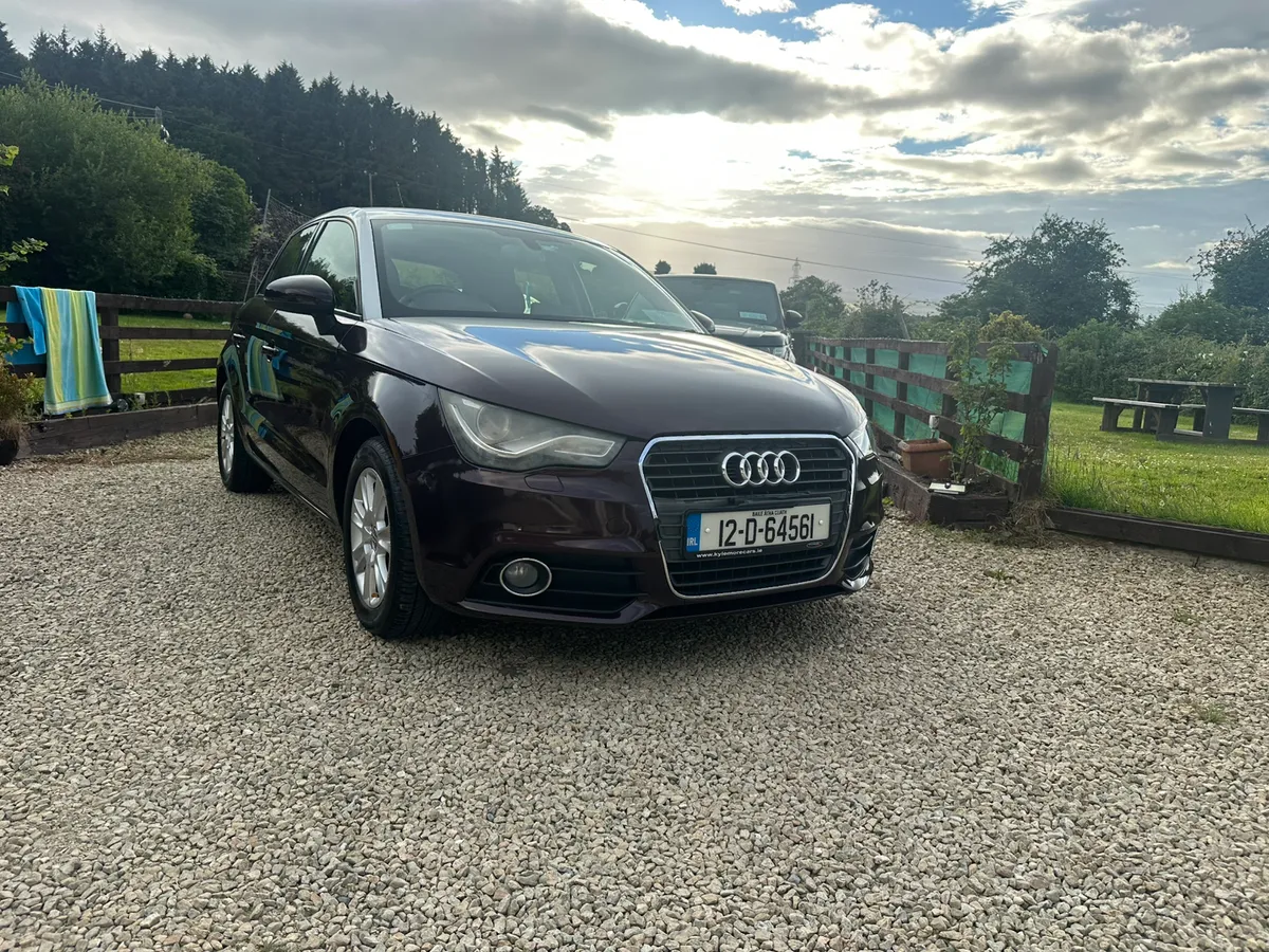 Audi A1 S Tronic (Automatic) . 2012 - Image 2