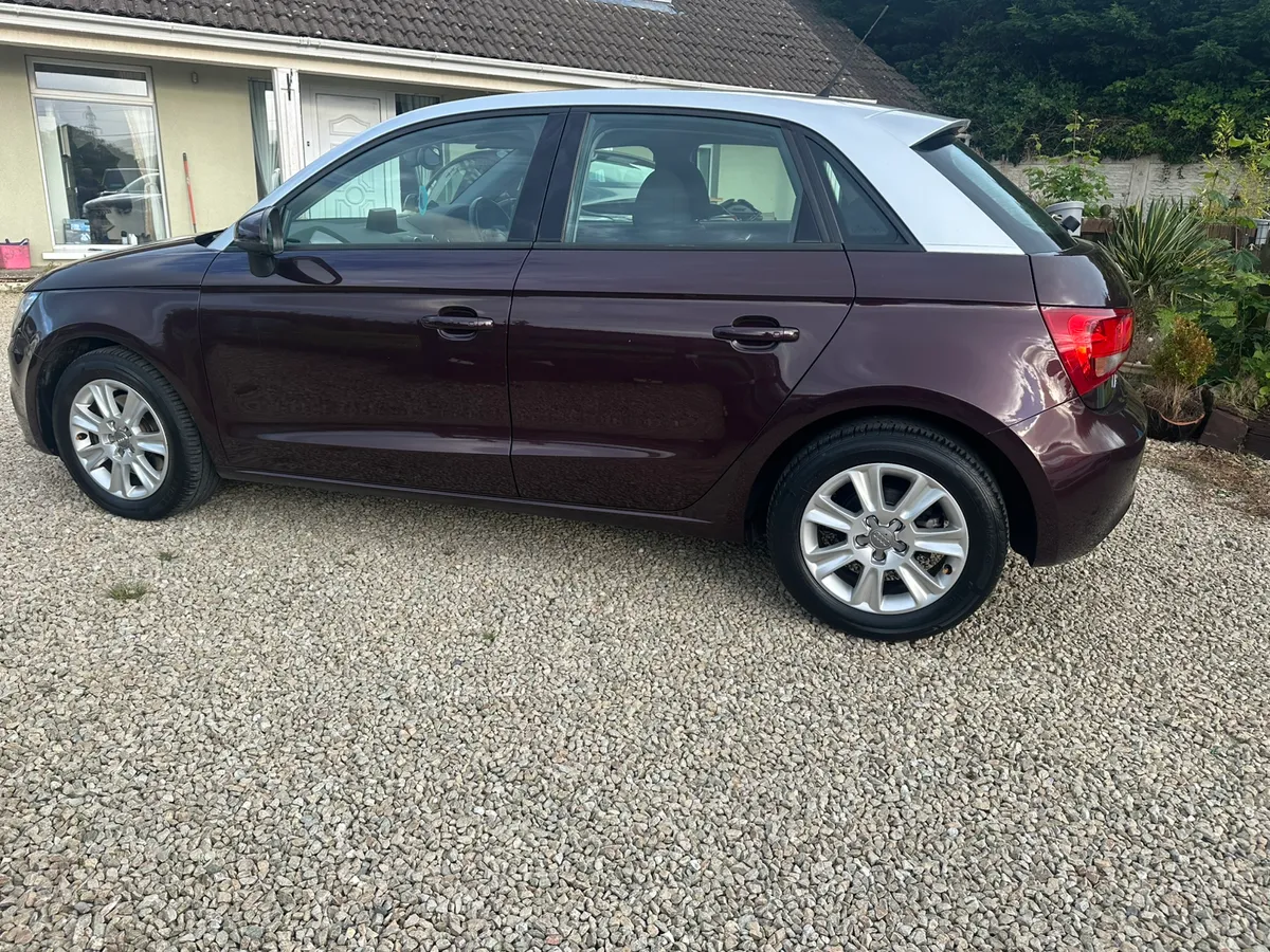 Audi A1 S Tronic (Automatic) . 2012 - Image 4