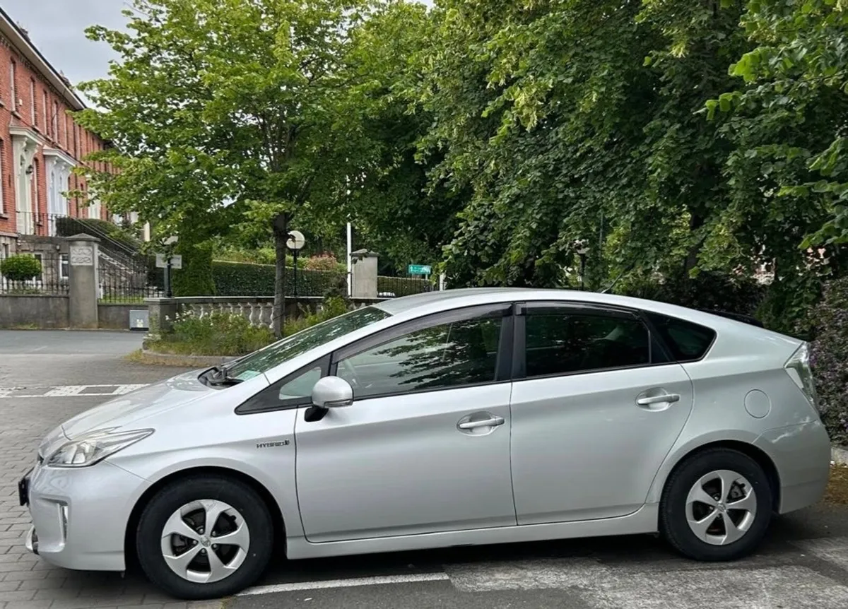 Toyota Prius 2014 - Image 3
