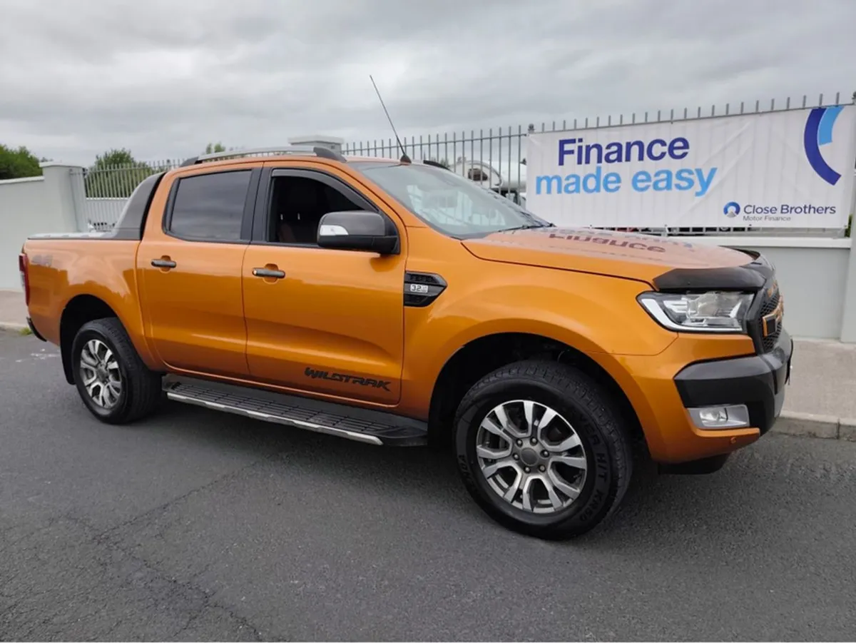 Ford Ranger 3.2 TDCI Wildtrak 4wd20 4wd200 4DR A - Image 1