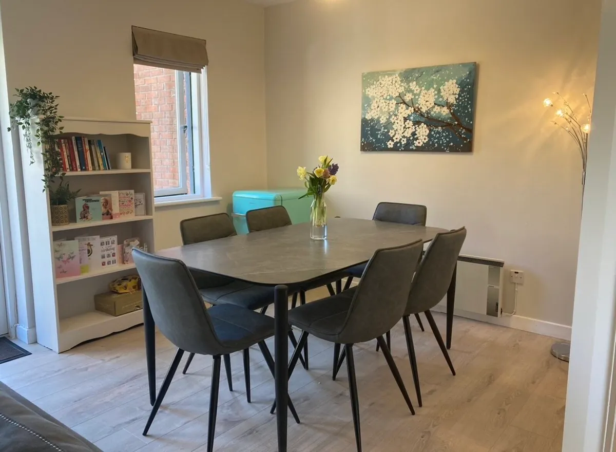 Dining Table & 6 Chairs - Image 1
