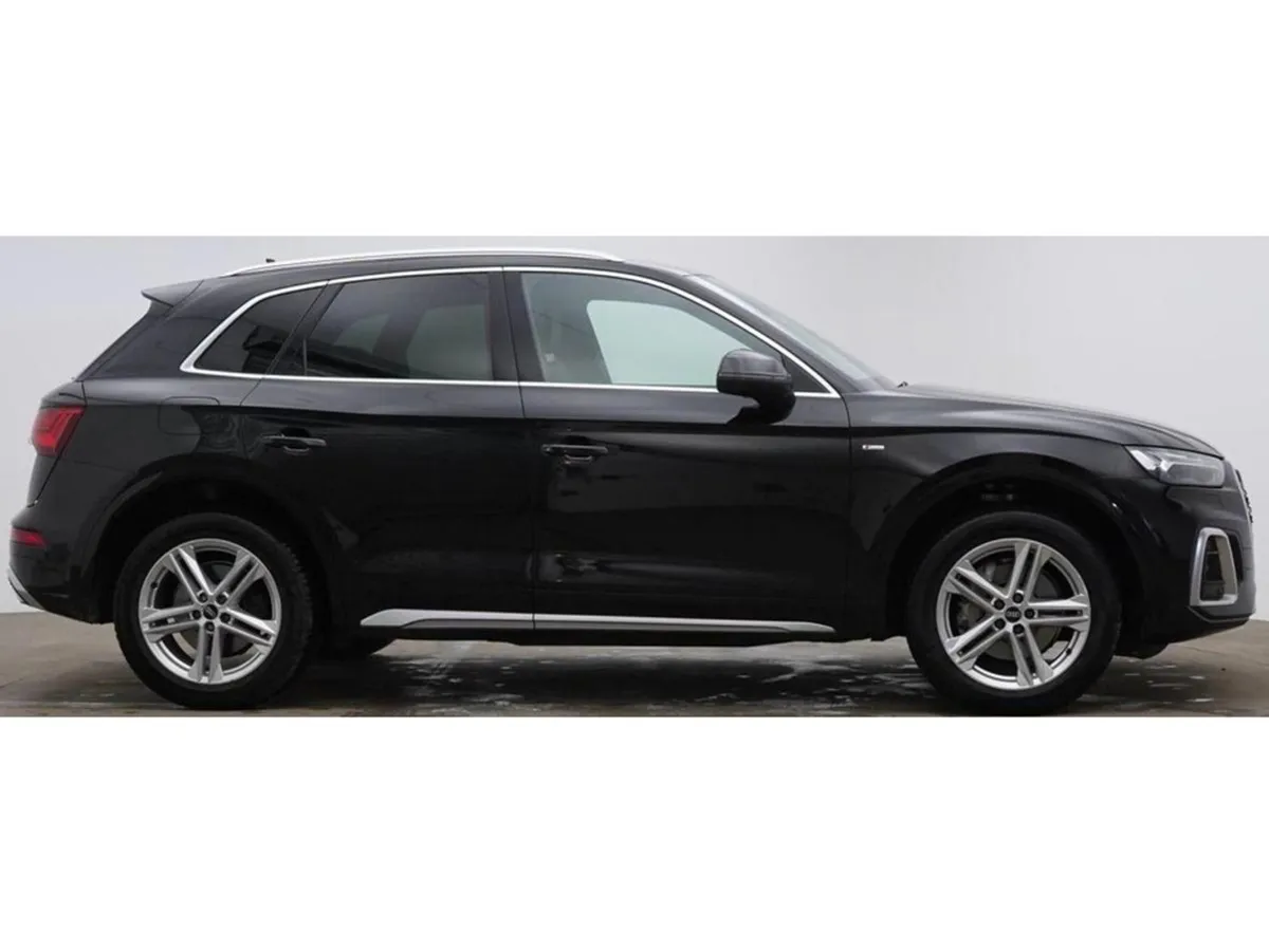 Audi Q5 S Line 40 TDI Mhev QUA - Image 2