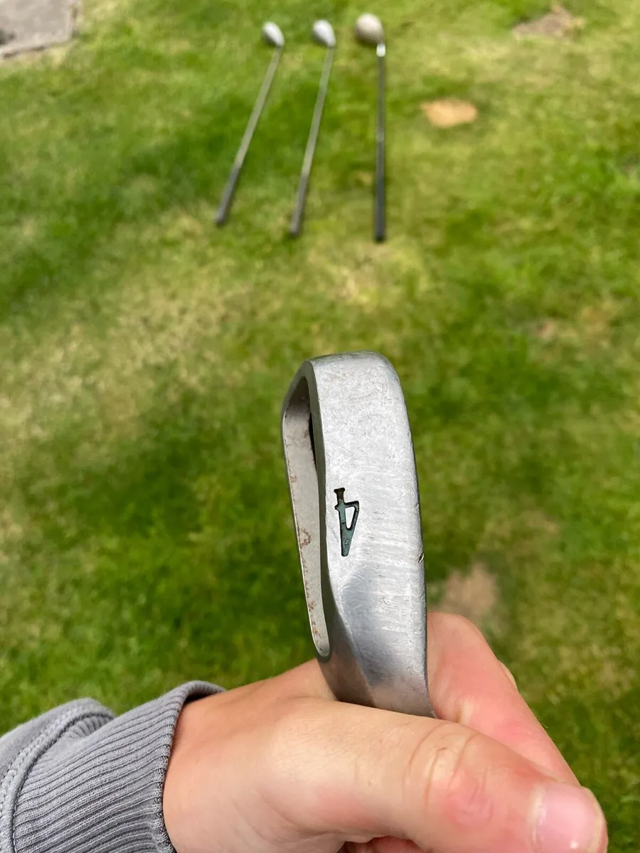 4 iron - Image 2