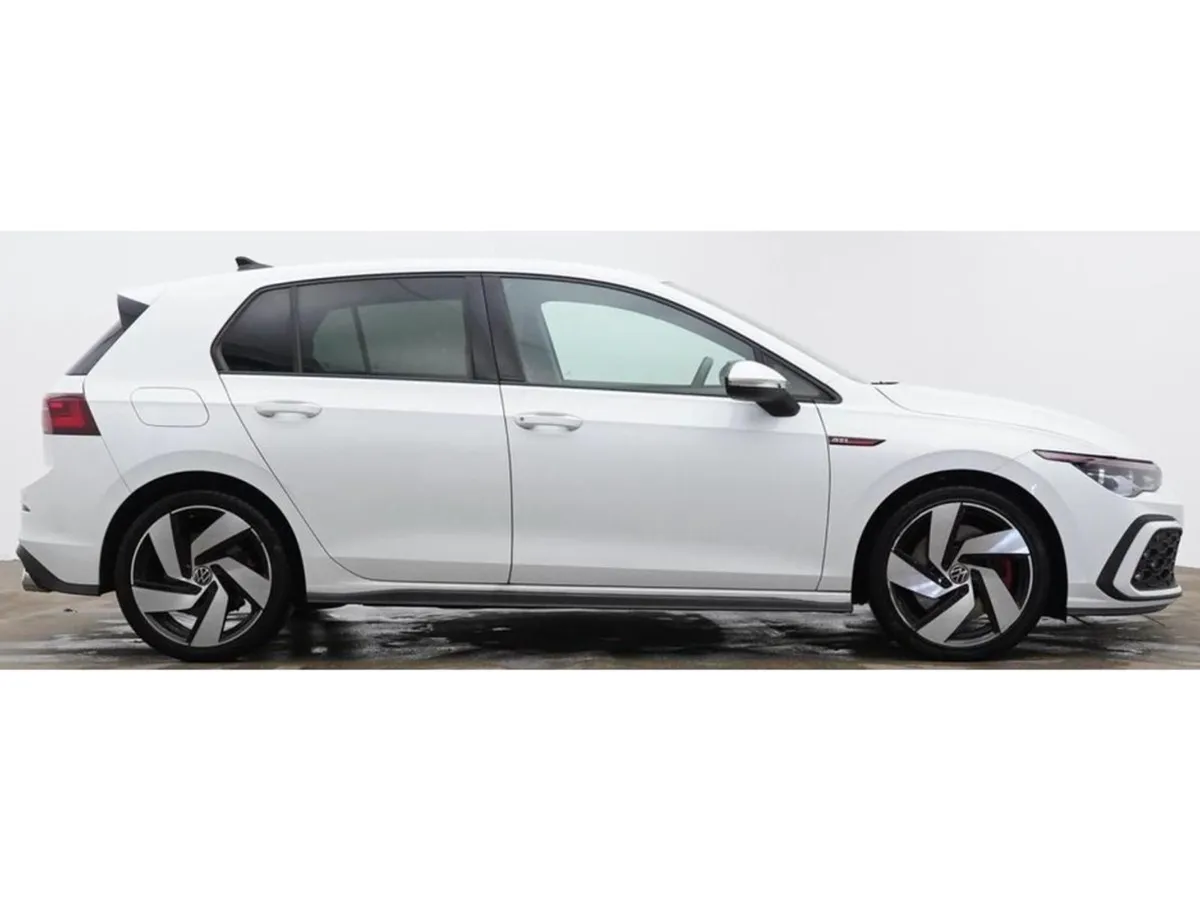 Volkswagen Golf GTI TSI S-A - Image 2