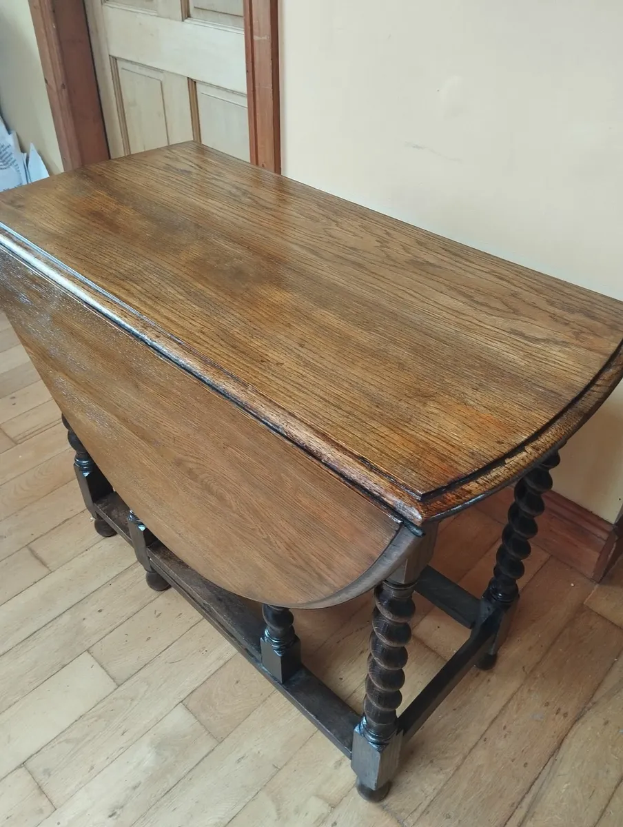Dinning Table - Image 4