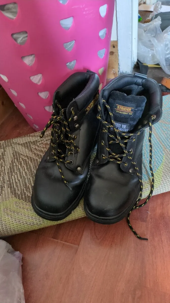 Strider steel toe boots - Image 1