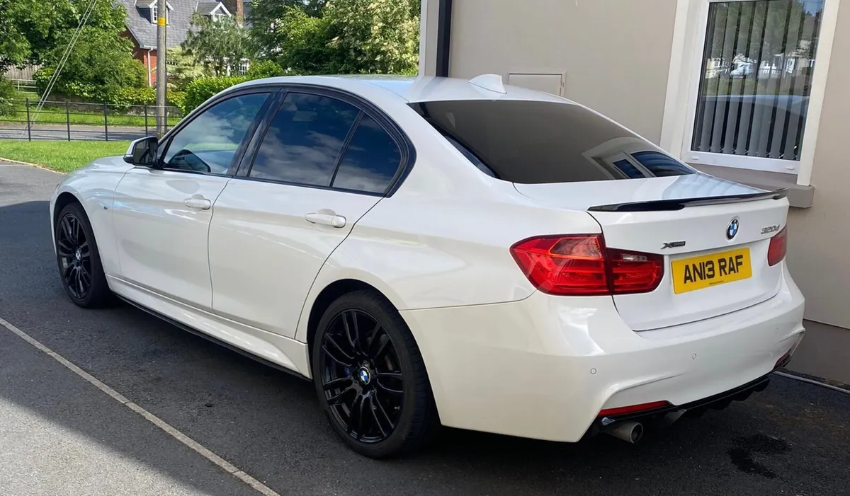 BMW 3-Series 2015 - Image 3