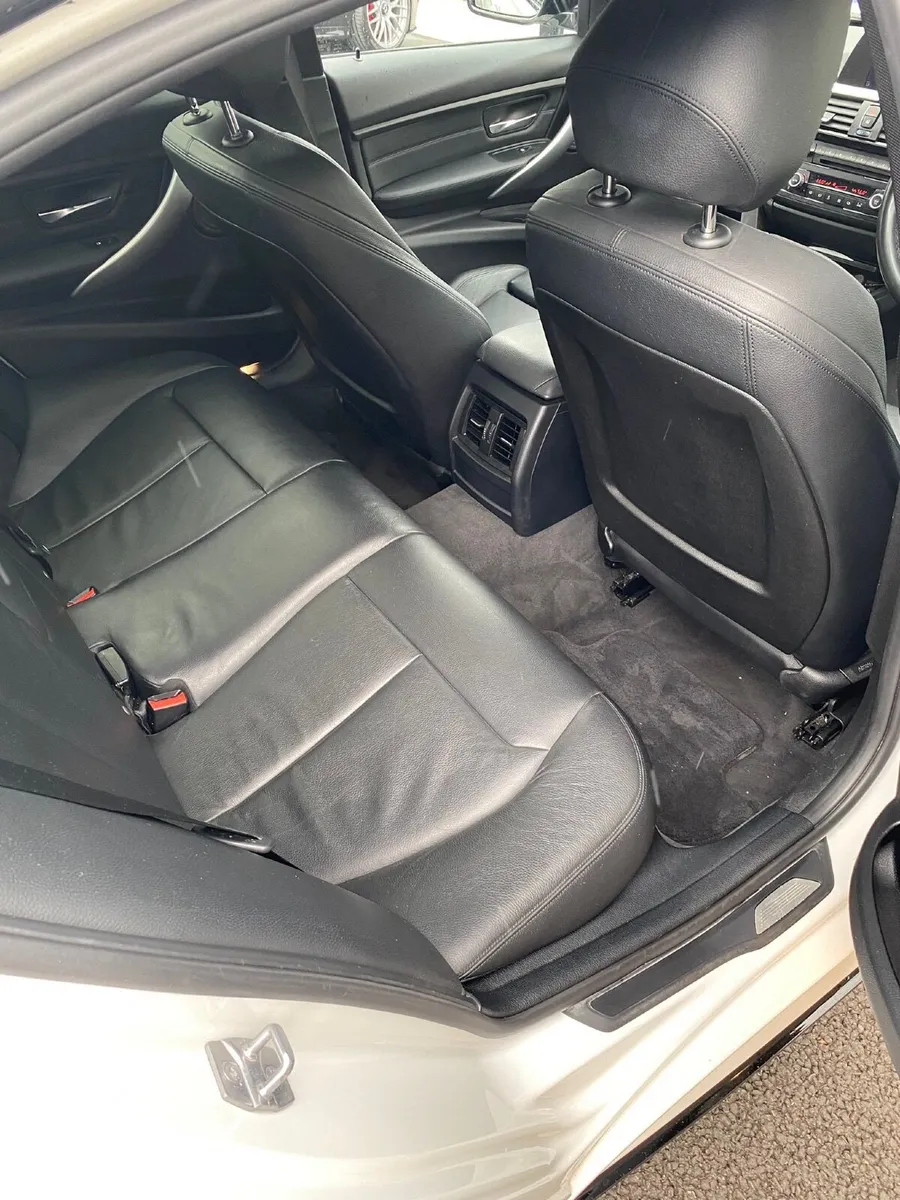 BMW 3-Series 2015 - Image 4