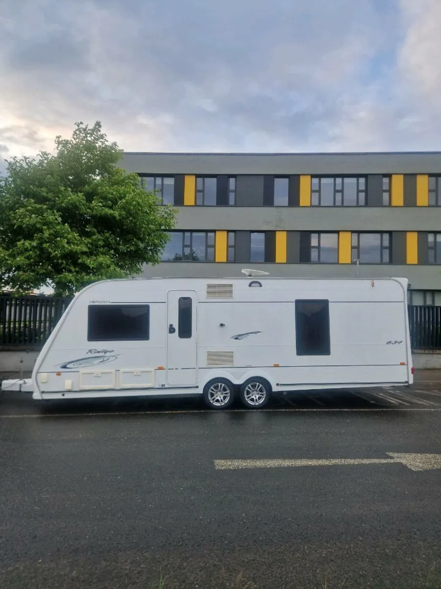 Caravan - Image 2