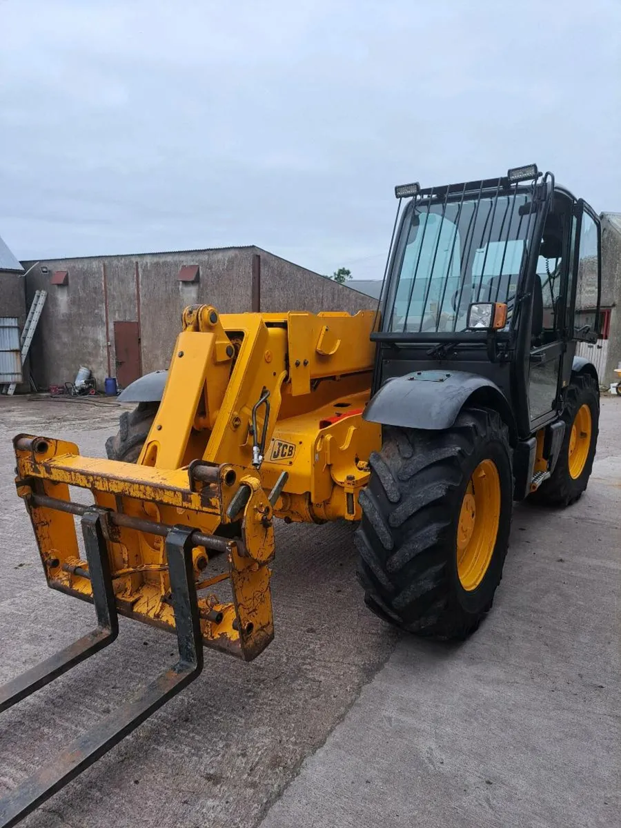 JCB 530 70 telehandler - Image 1
