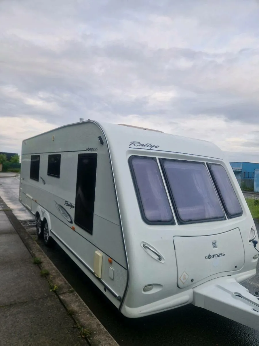 Caravan - Image 4