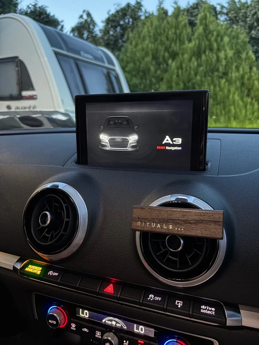 Audi A3 2017 - Image 2