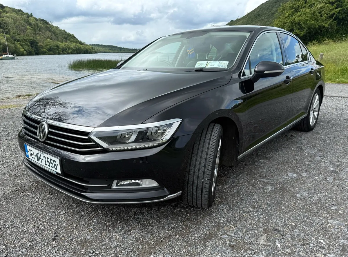 Volkswagen 2.0 Highline Passat - Image 2
