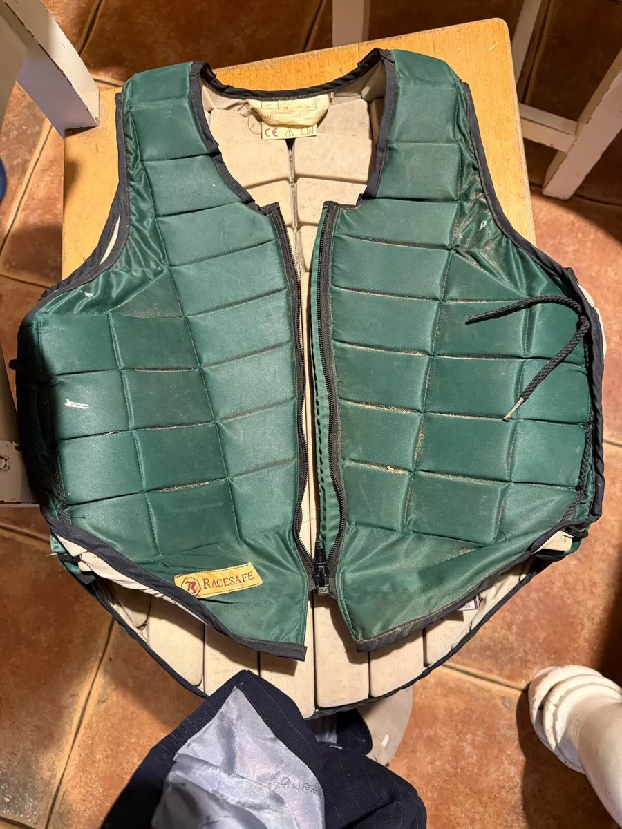 Showjumping/ showing jackets / body protectors - Image 4