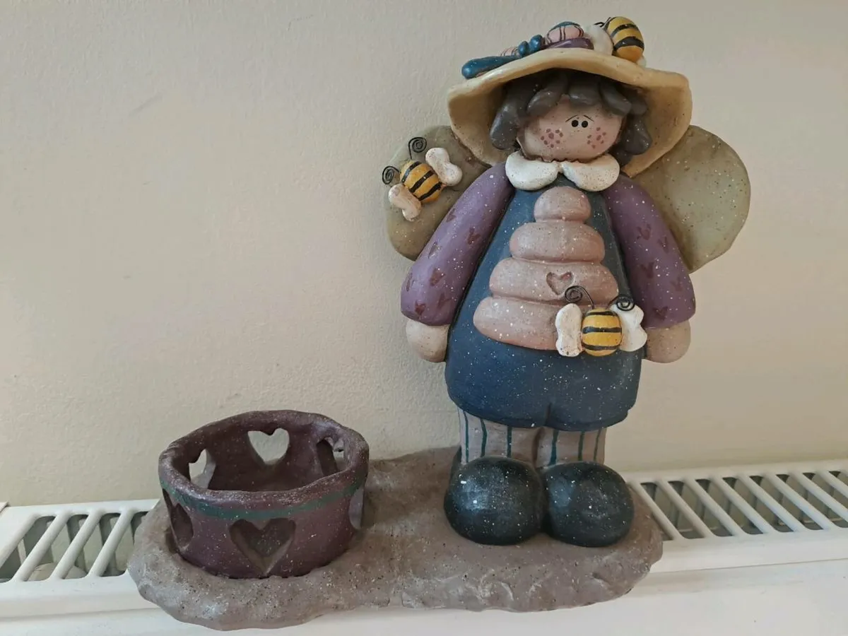 Crazy Mountain bee keeper candle holder - Image 1