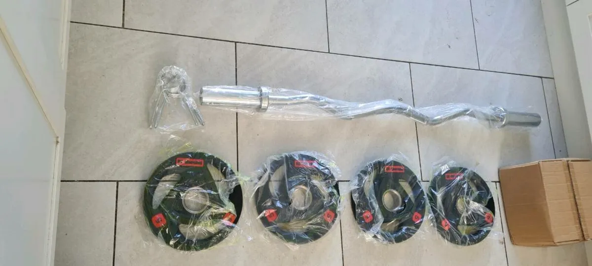 Large brand new Olympic weight lifting set - Image 3