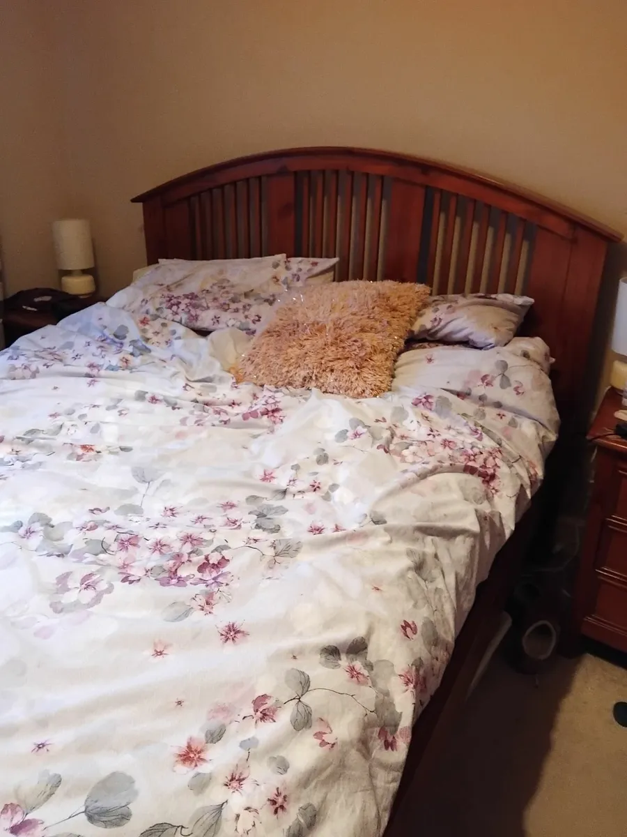 Furniture - Image 4