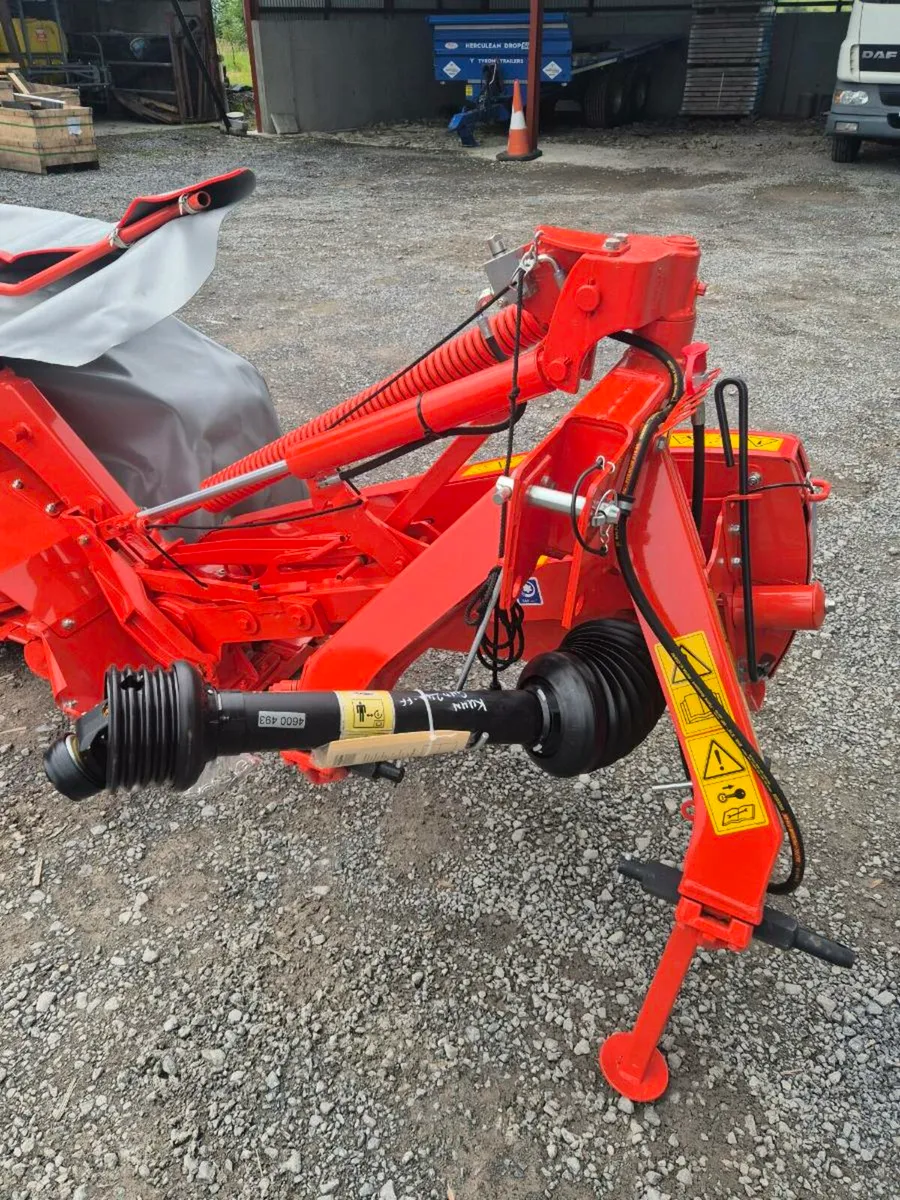 Kuhn Disc mower - Image 3