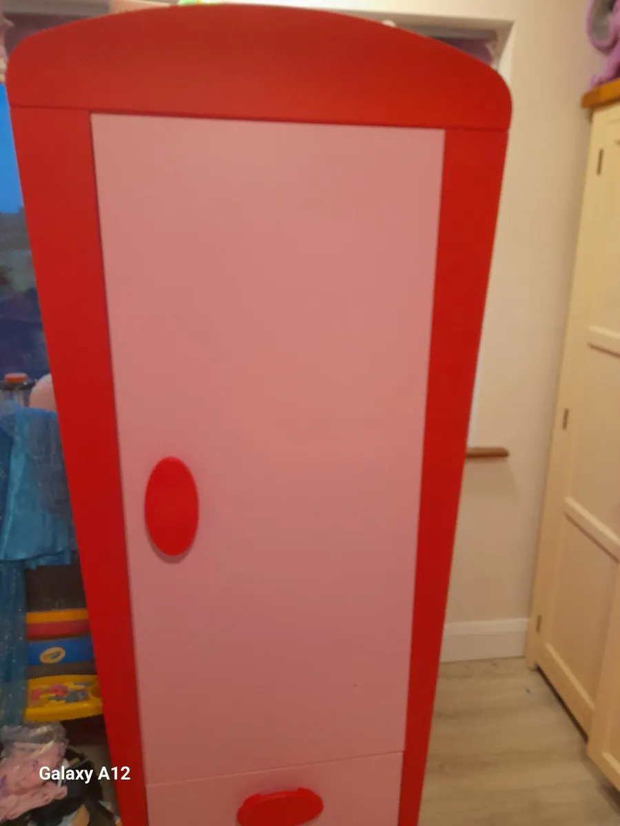 Childrens wardrobe - Image 2