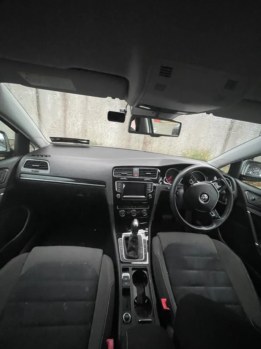 Volkswagen Golf 2013 - Image 1