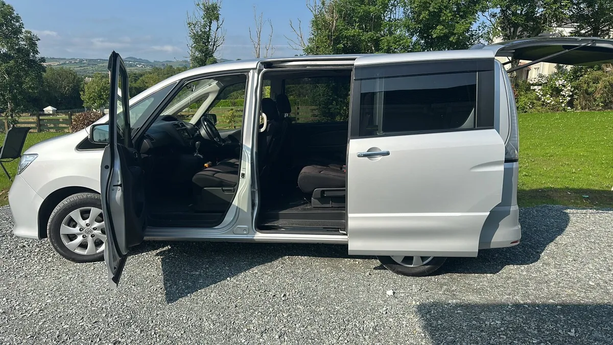 Nissan Serena 2013 - Image 3