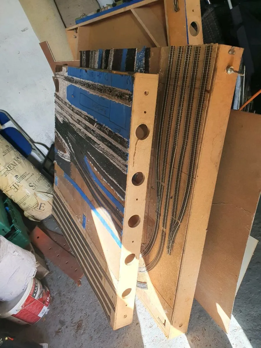 Model railway base board - Image 4