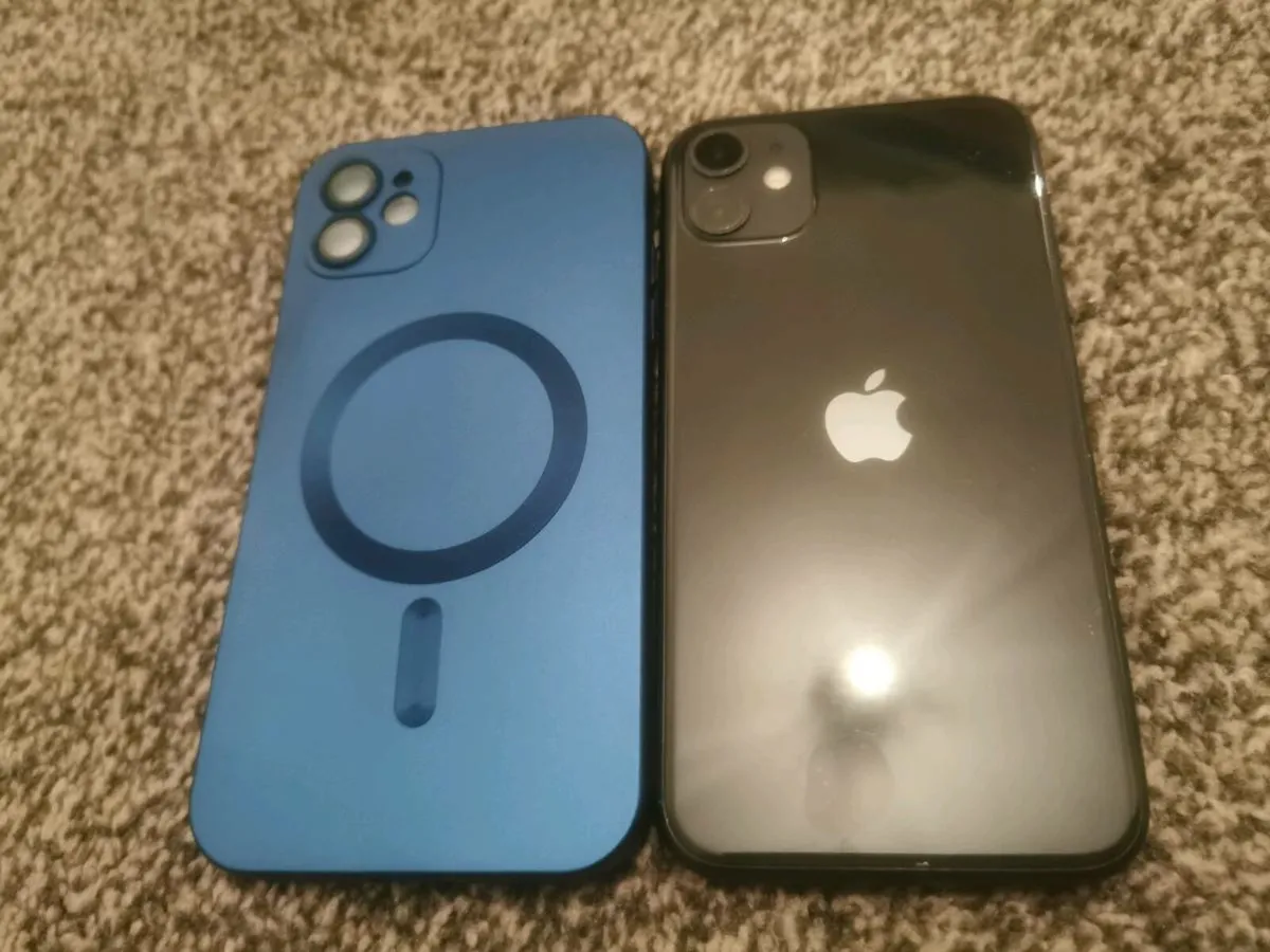 11 128GB - Image 1