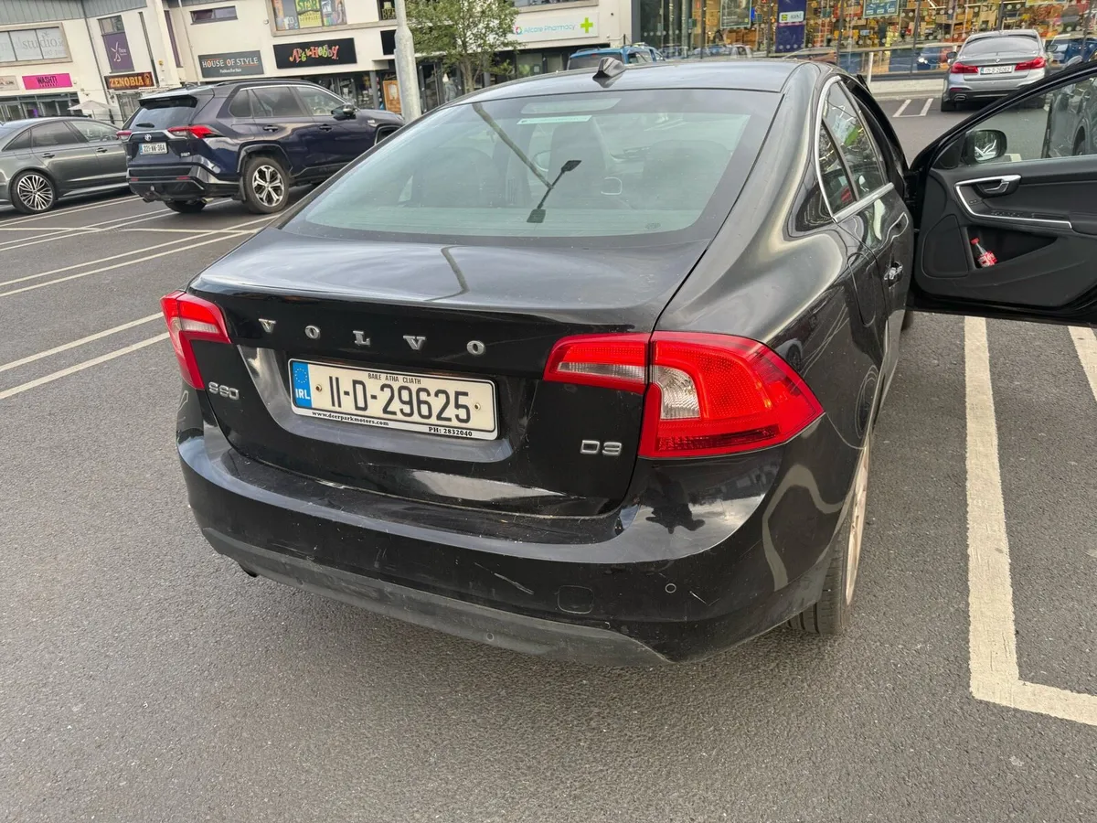Volvo s60 automatic 2 diesel - Image 2