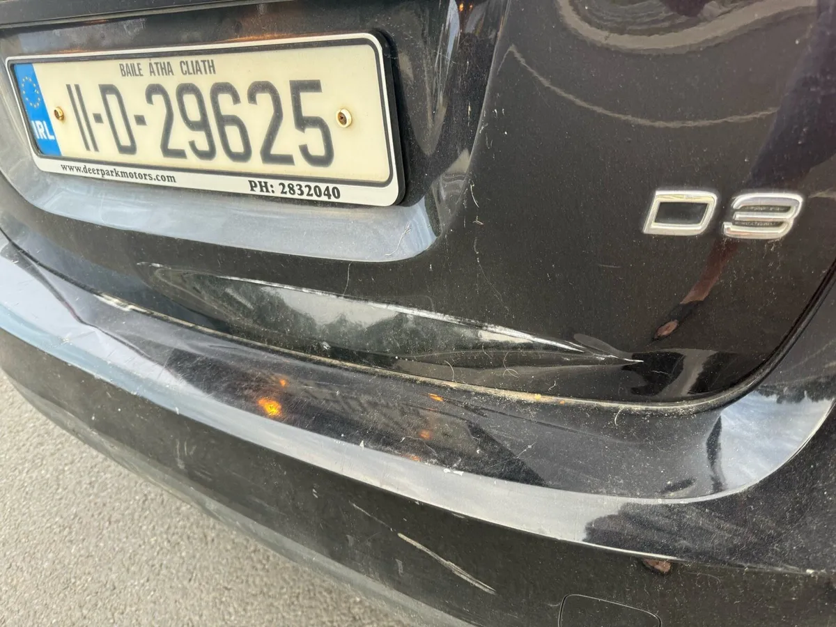 Volvo s60 automatic 2 diesel - Image 3