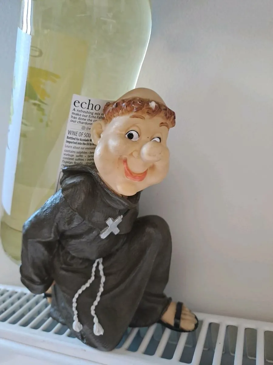 Ftanciscan monk wine bottle holder - Image 1