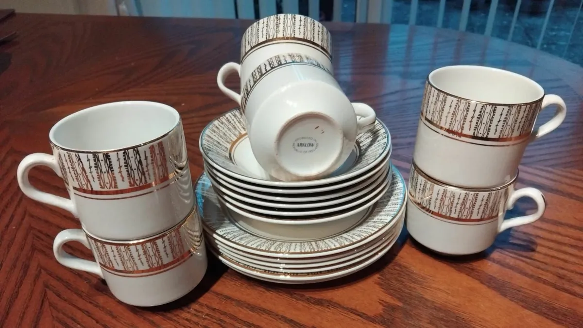 Duchess Finebone China and Arklow Pottery - Image 3