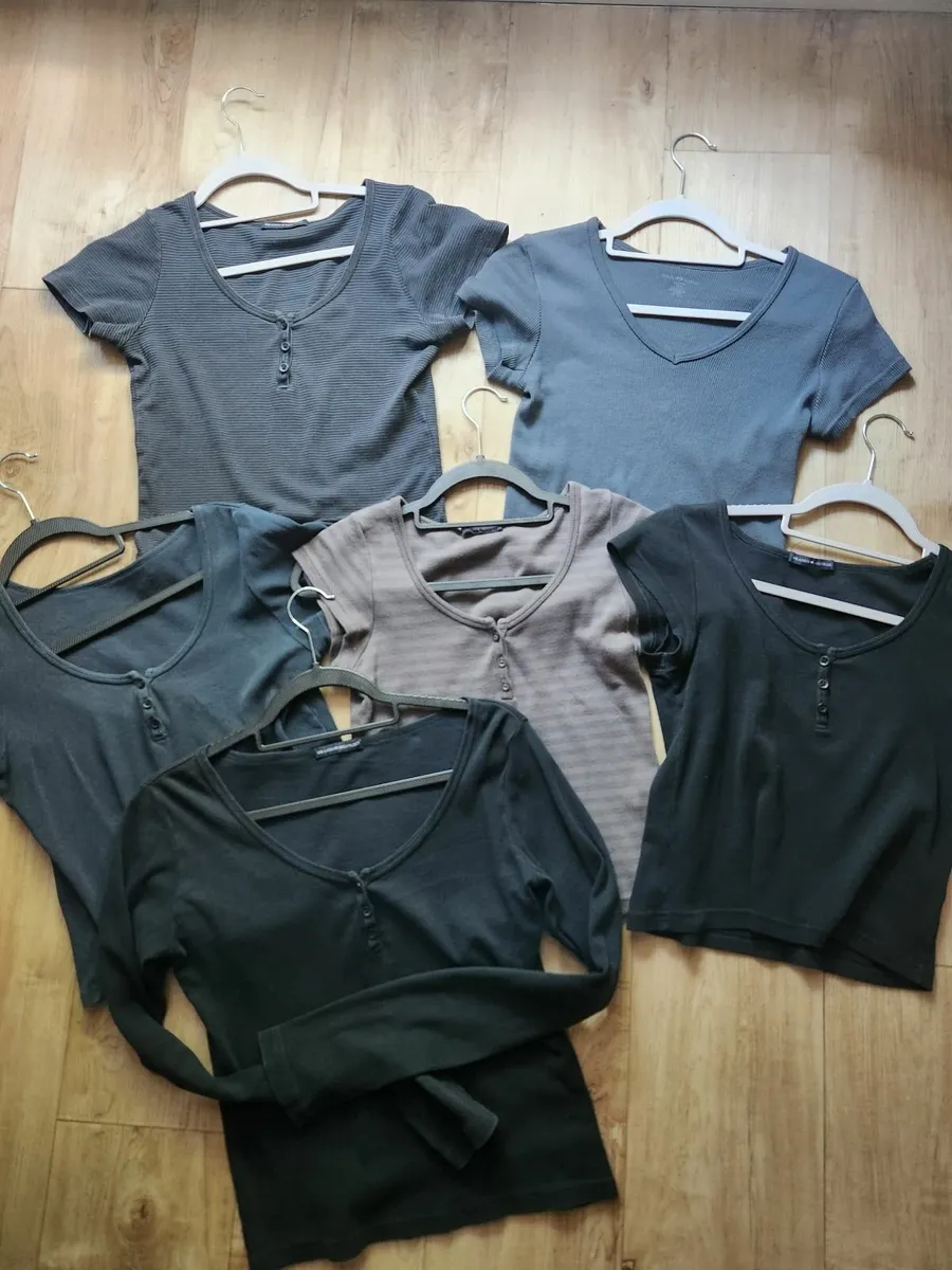 Brandy Melville tshirts for sale - Image 1