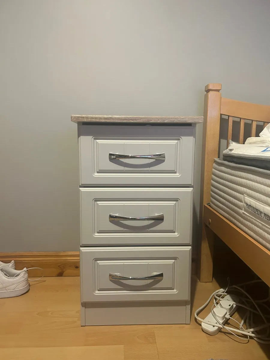 Locker - Image 1