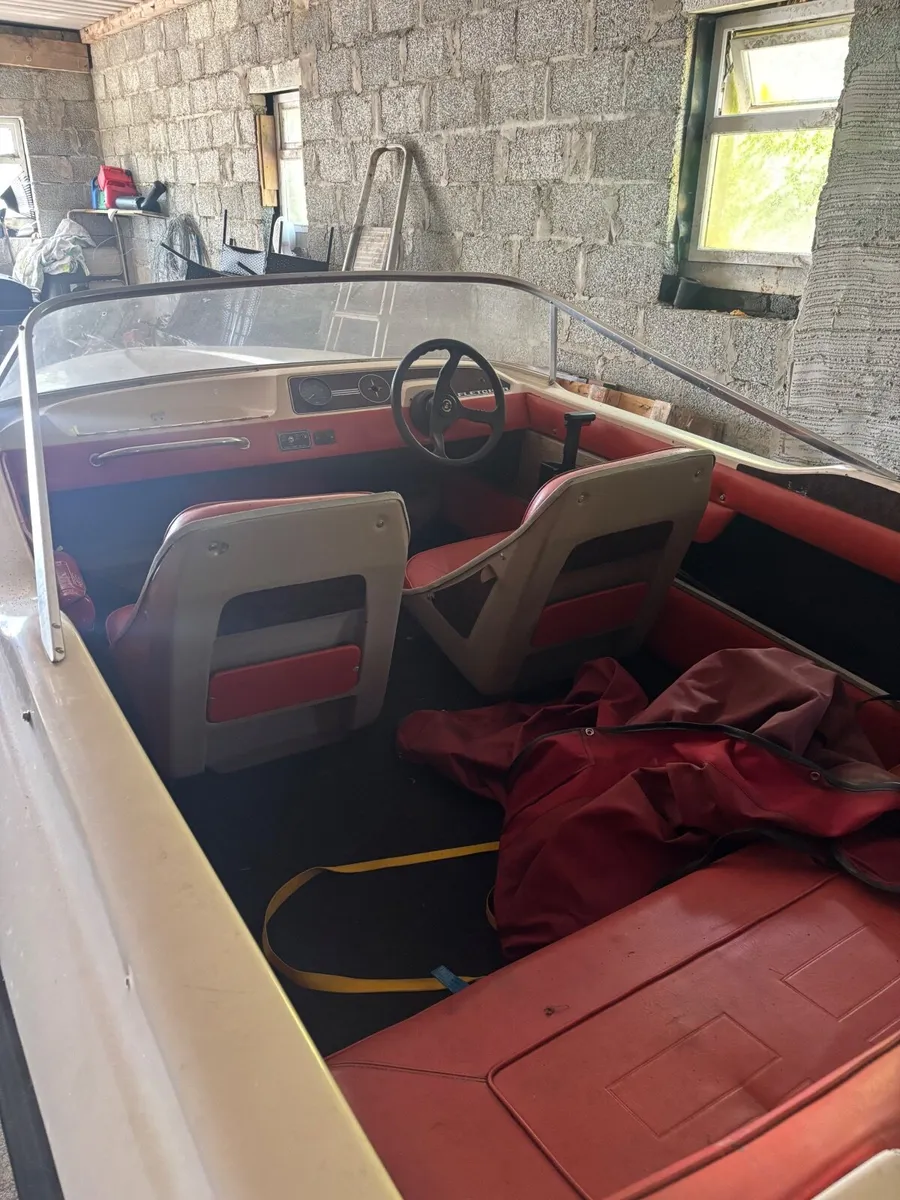 Fletcher speed boat - Image 3